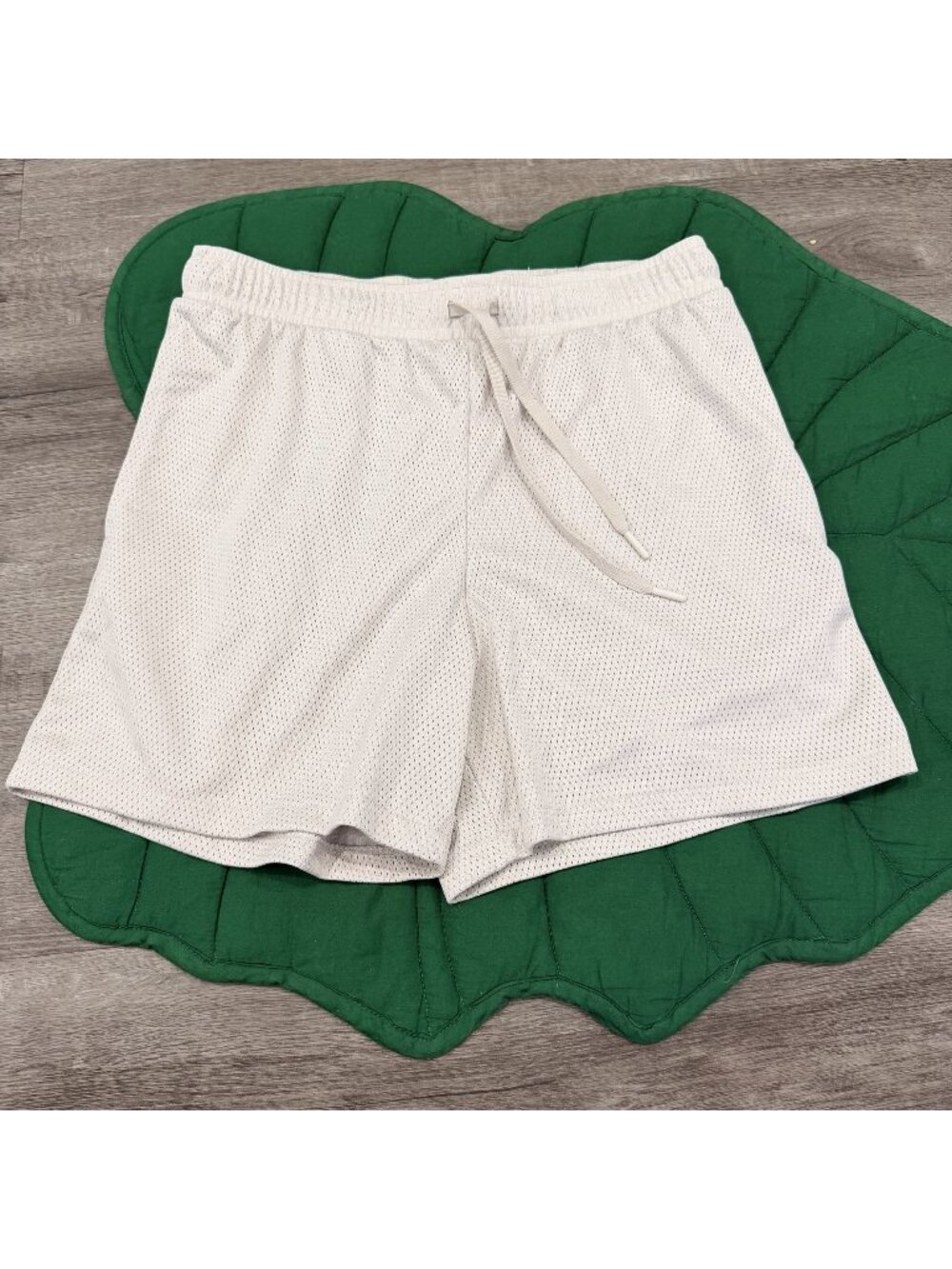 All In Motion Shorts Mens Medium Cream Mesh Athletic Basketball Pull On